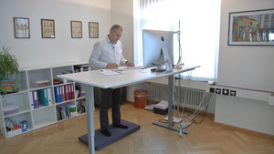 A healthy posture for office work